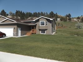 featured image of 3950 Park Dr