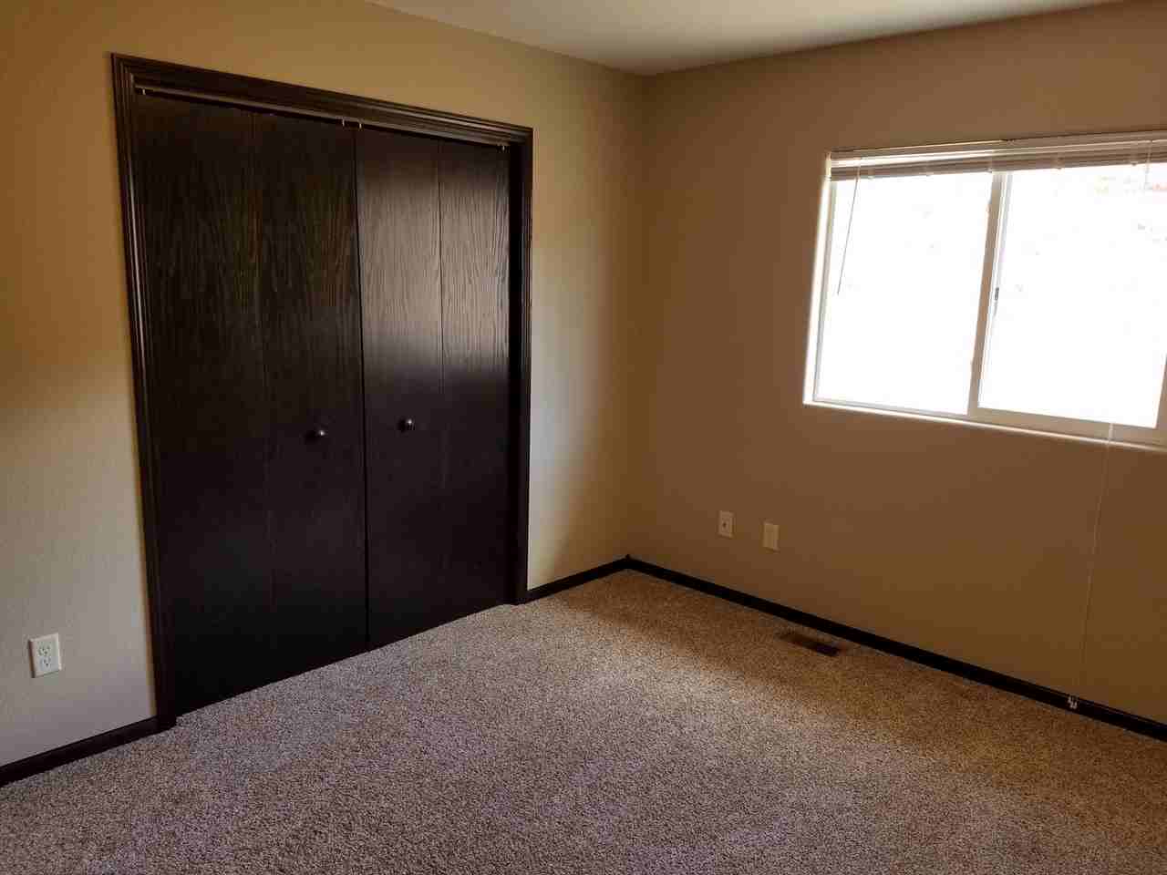 3950 Park Dr - Photo 6 of 9