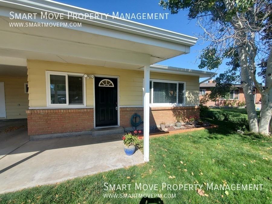 6030 W Kirkwood Cir - Photo 4 of 41