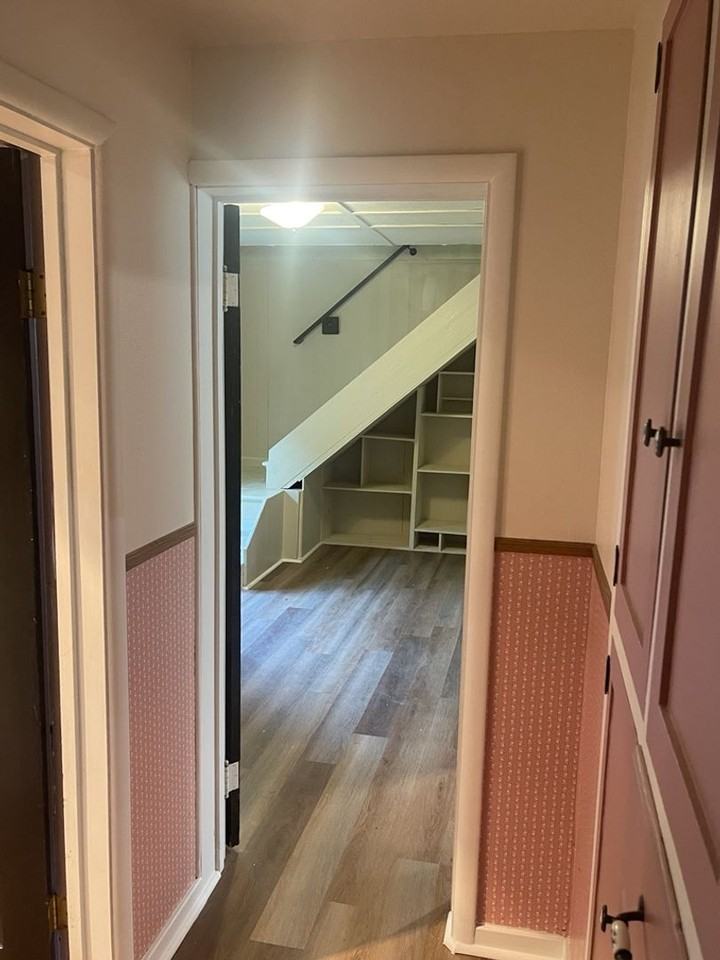 1017 Yew St - Photo 3 of 14