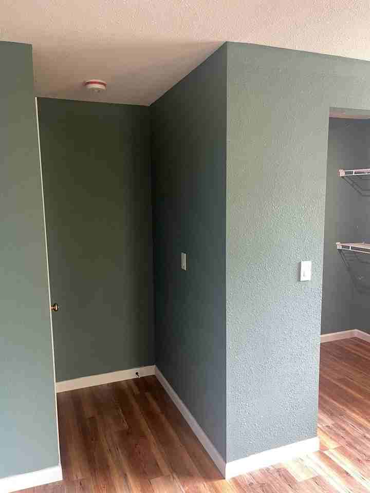 1017 Yew St - Photo 7 of 14