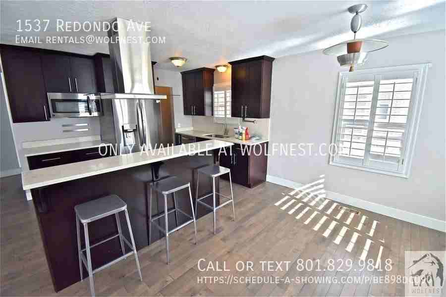 1537 Redondo Ave - Photo 4 of 35