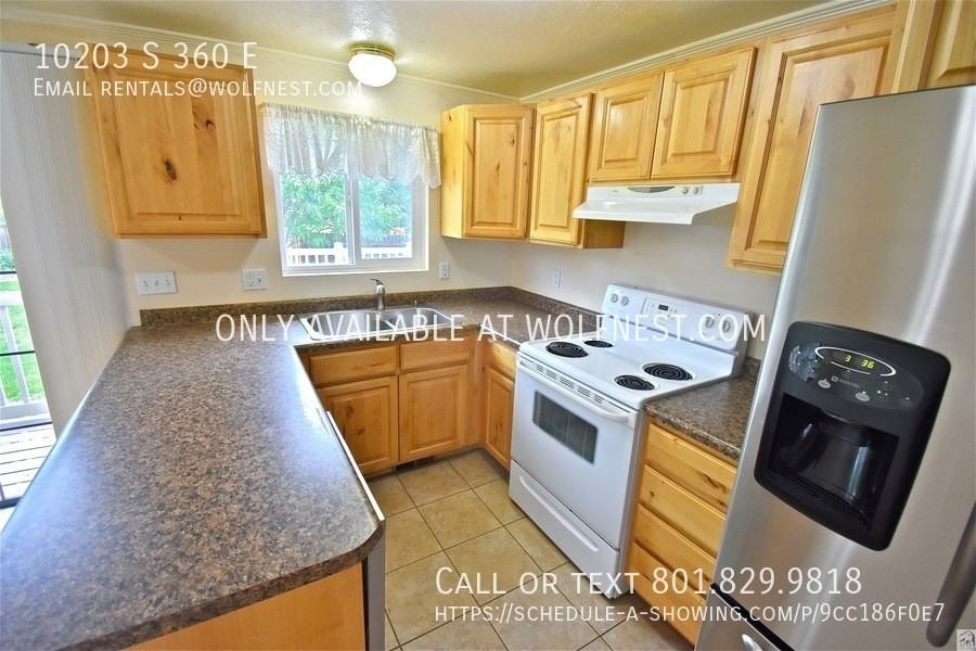 10203 S 360 E - Photo 6 of 27