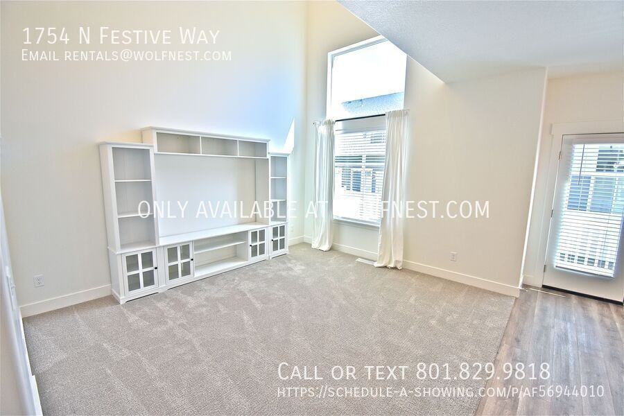 1754 N Festive Way - Photo 4 of 44