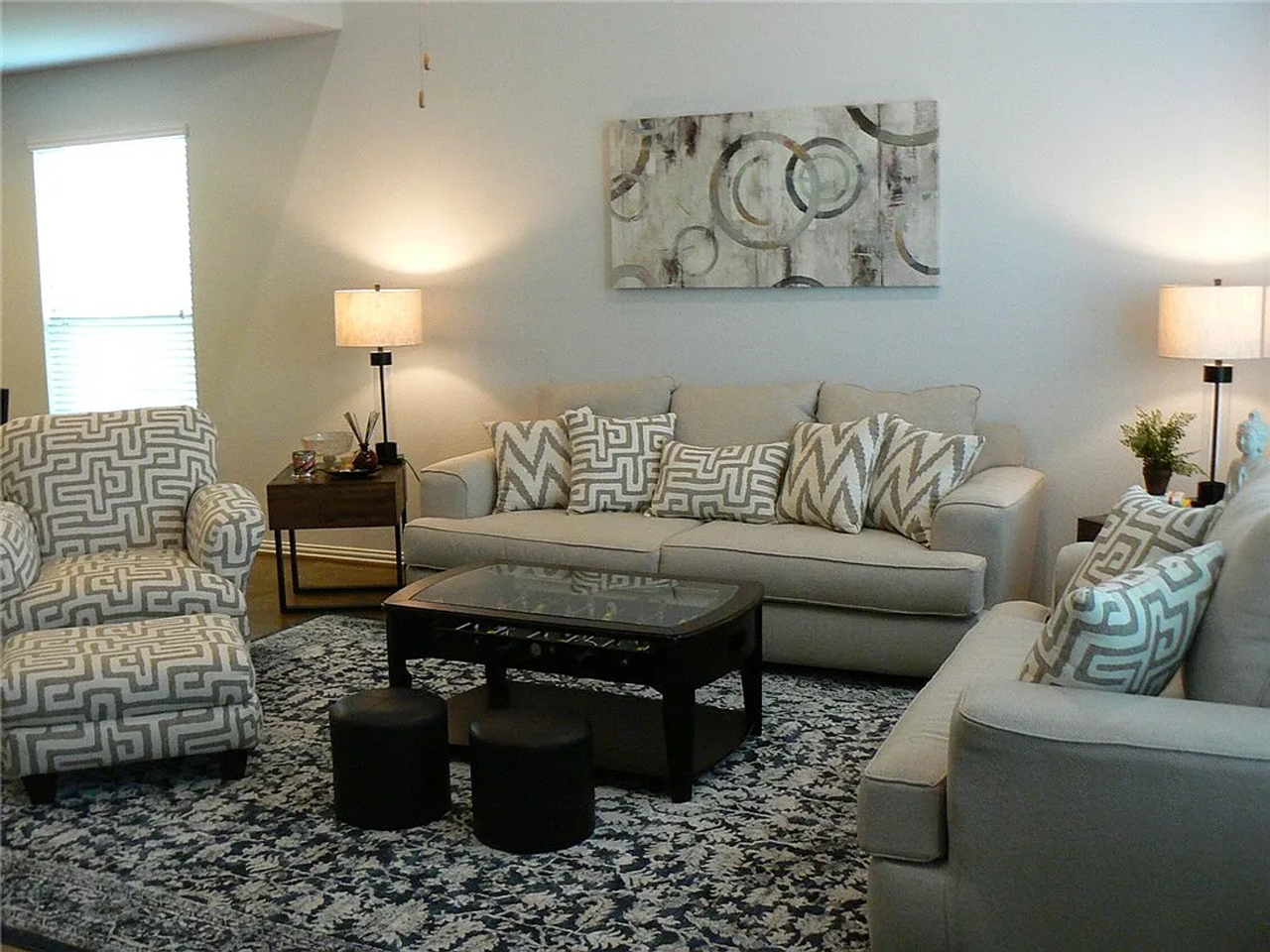 5900 Bucine Cv - Photo 3 of 38