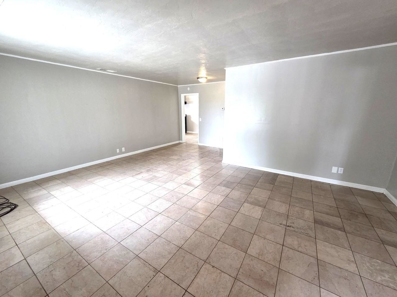 15328 Magnolia Rd - Photo 3 of 13