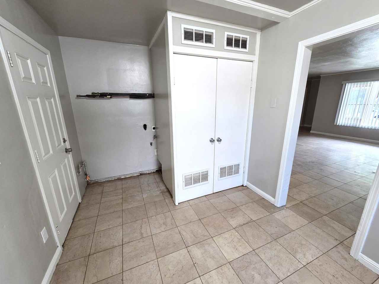 15328 Magnolia Rd - Photo 4 of 13