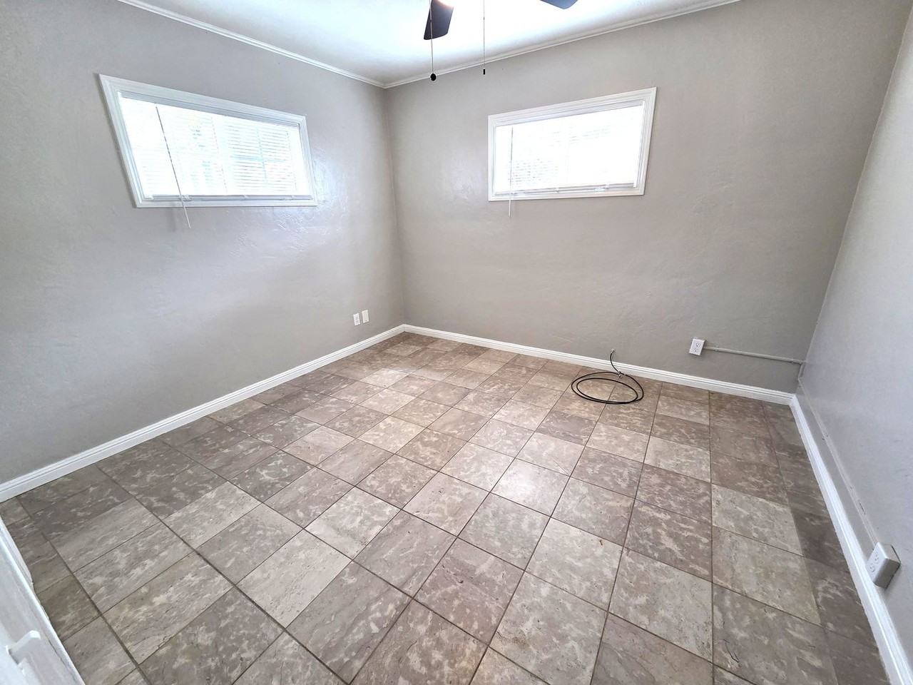 15328 Magnolia Rd - Photo 7 of 13