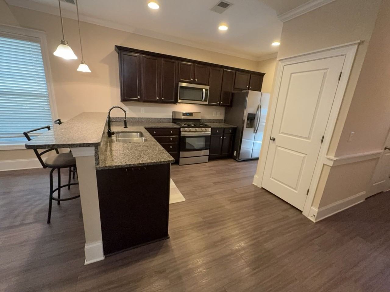 344 Dawsons Park Dr - Photo 4 of 14