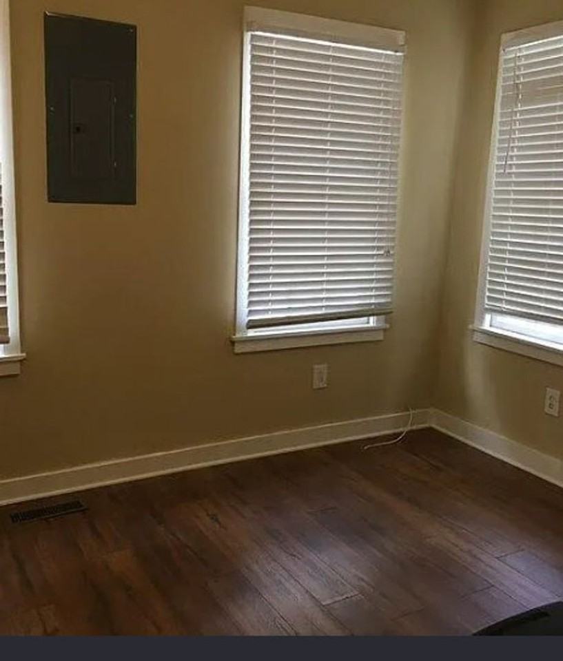 365 Spindlewood Way - Photo 5 of 9