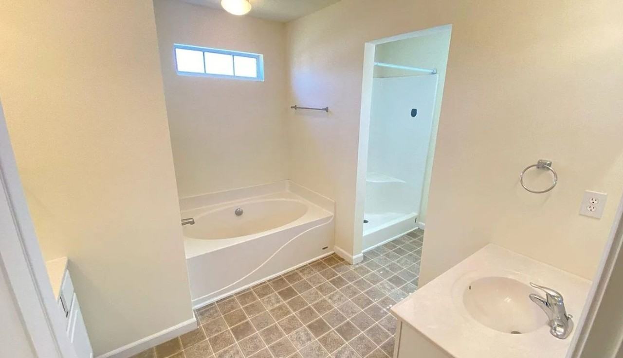 109 Tea Olive Ave - Photo 7 of 11