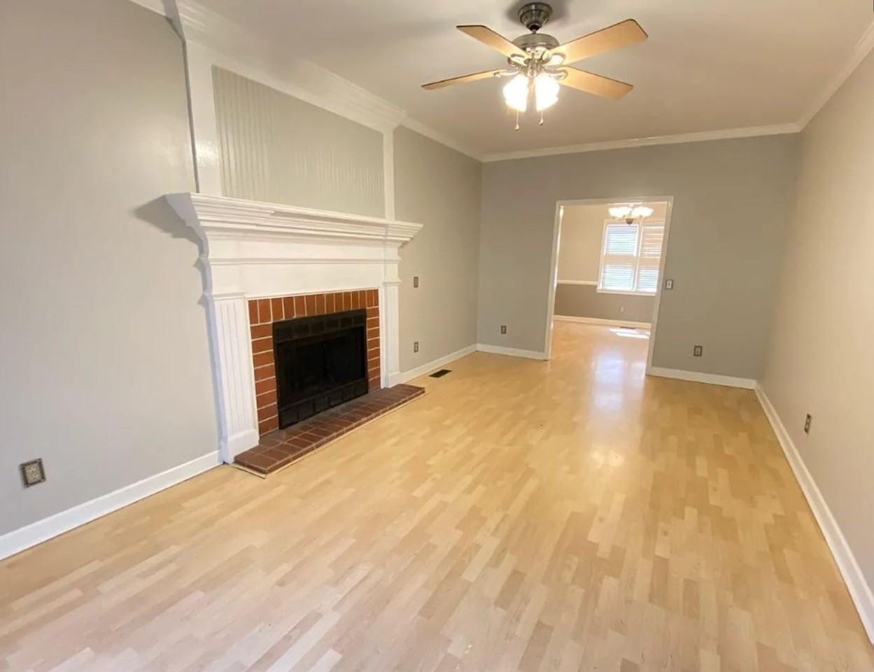 261 Conrad Cir - Photo 2 of 13