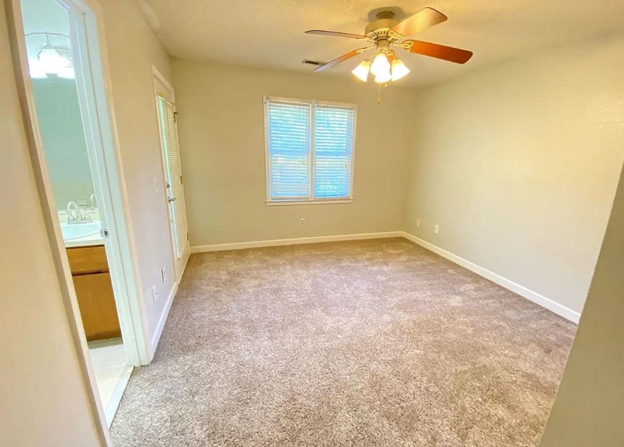 261 Conrad Cir - Photo 5 of 13