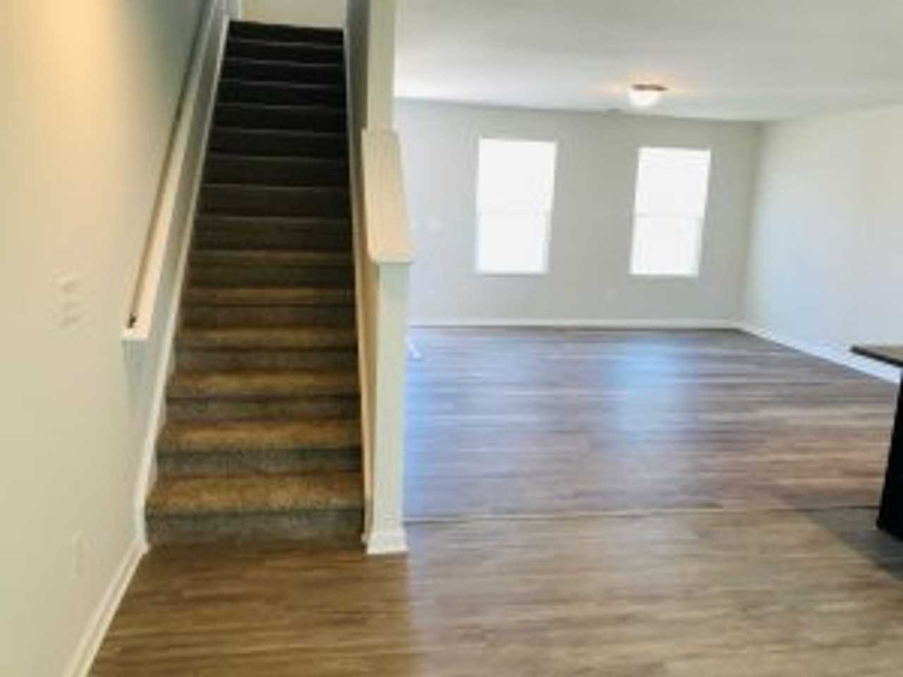 125 Council Loop - Photo 2 of 11