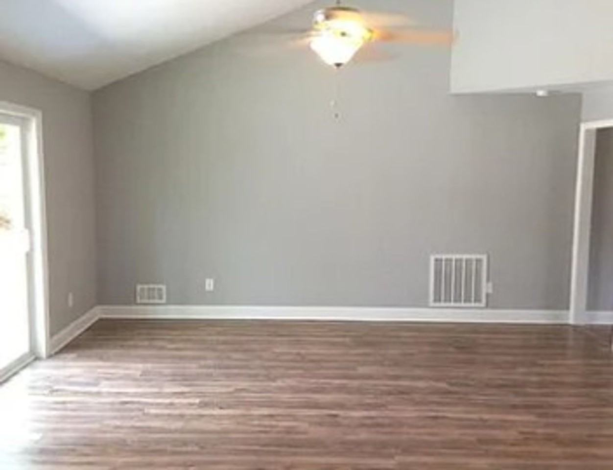 128 S Wrenwood Dr - Photo 2 of 6