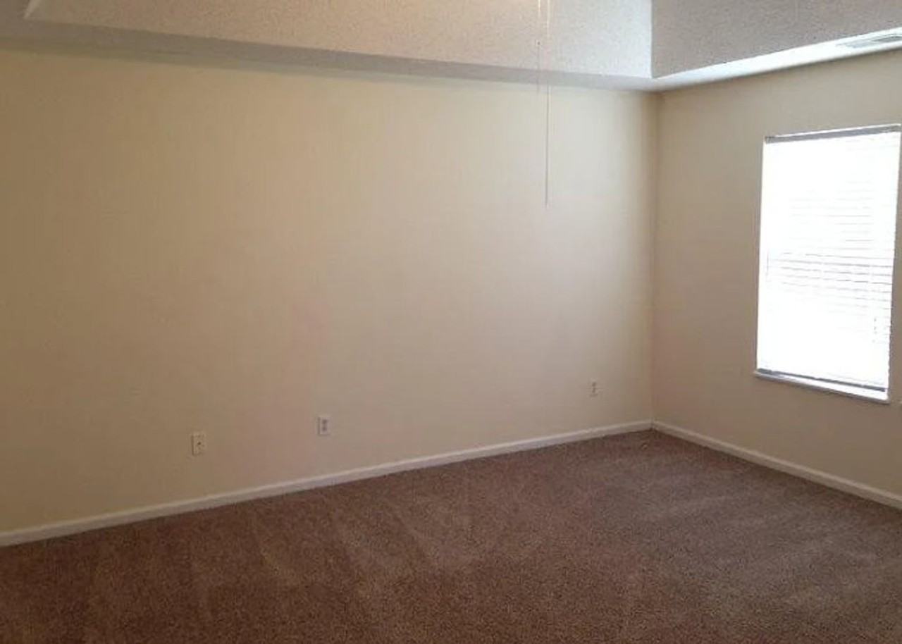 316 Pin Oak Dr - Photo 5 of 7