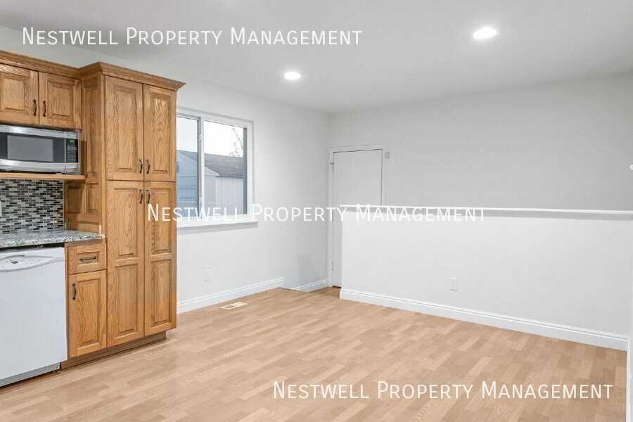 523 W 850 N - Photo 6 of 30