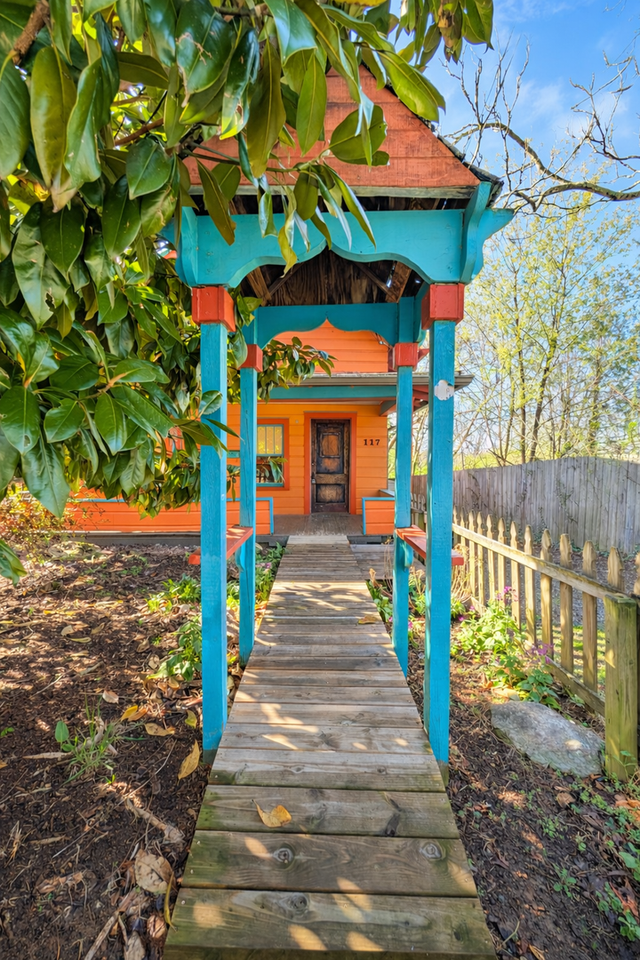 117 Hillside St - Photo 3 of 22