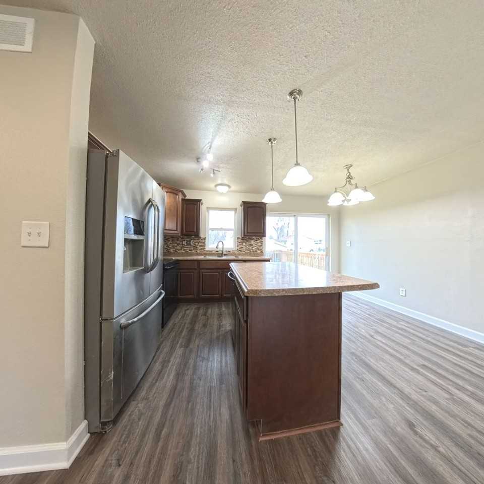 4874 Ne 39th Ave - Photo 7 of 27