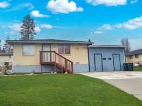 Charming 2 Bed, 1 Bath Duplex in the Heart of Cheney - Photo 1 of 1