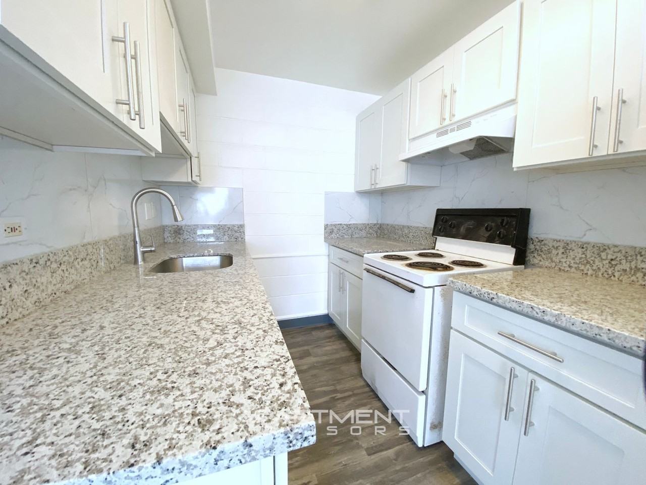 704 Piikoi St #16 - Photo 3 of 14