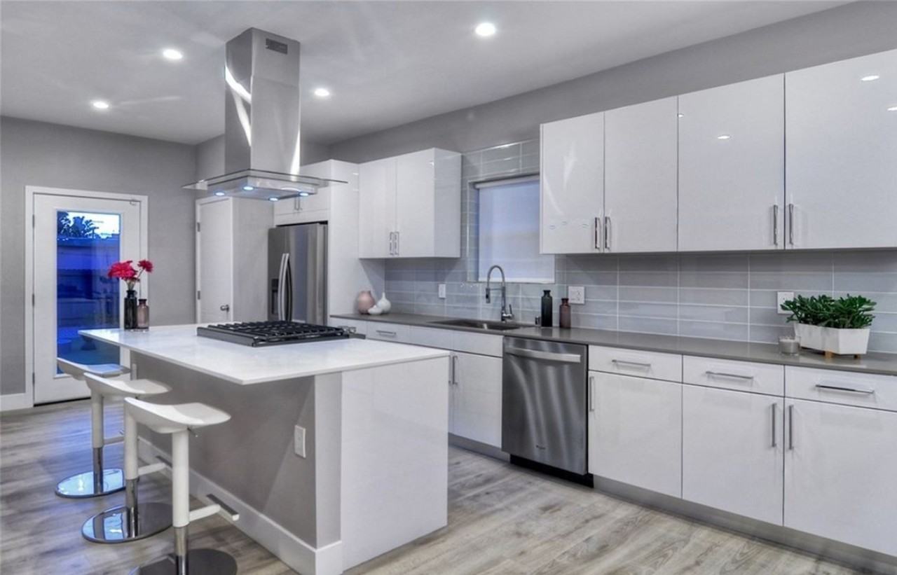 7007 Arlington Ave - Photo 4 of 22