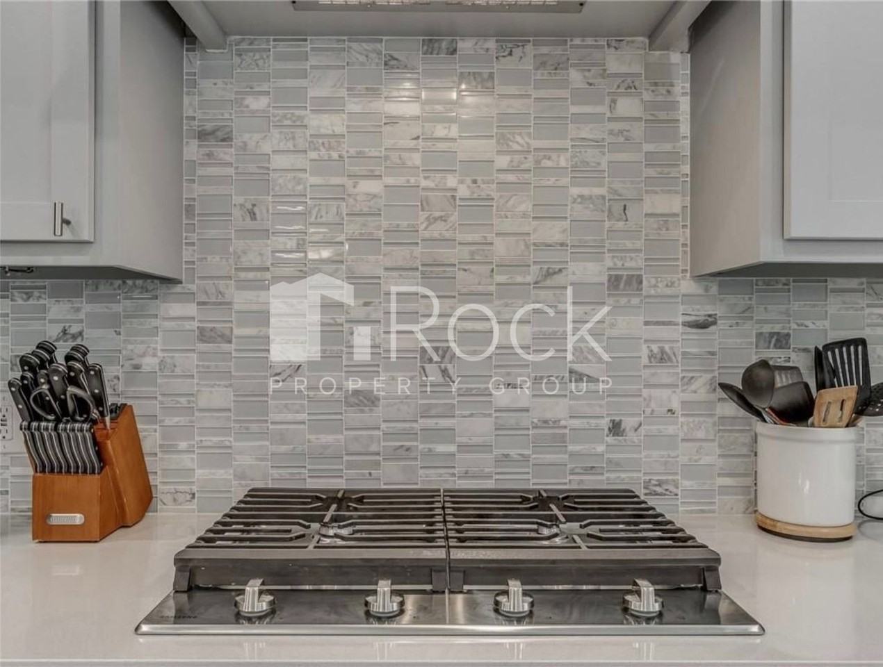 1105 Sw 137th Ct - Photo 4 of 34