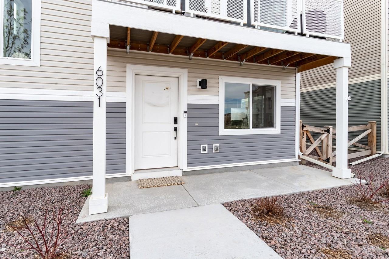 6031 Notch Top Way - Photo 4 of 36