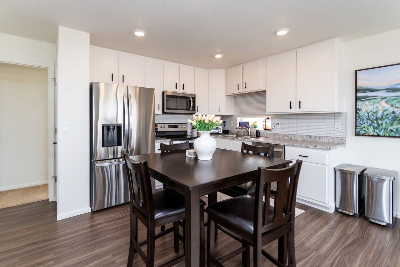 6031 Notch Top Way - Photo 6 of 36