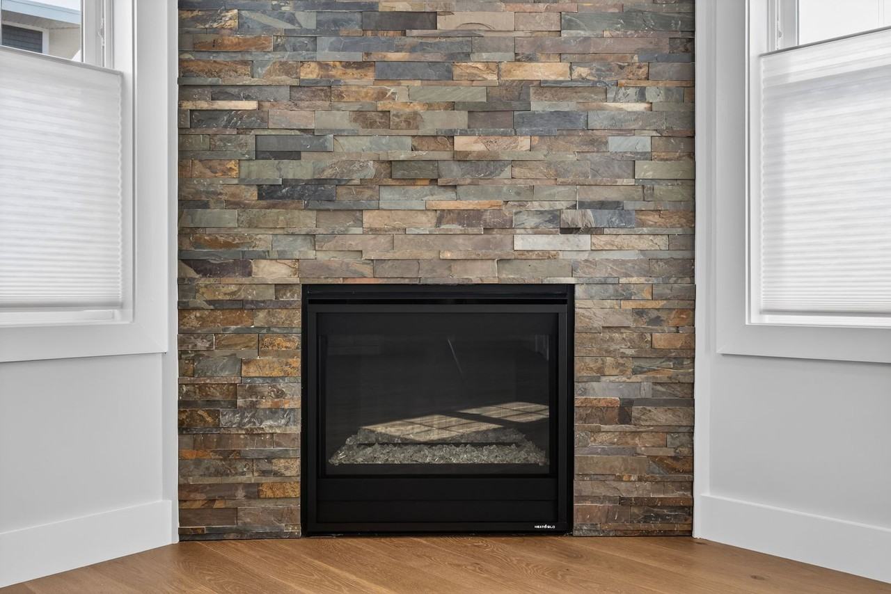 55 Pointe Pl - Photo 5 of 50