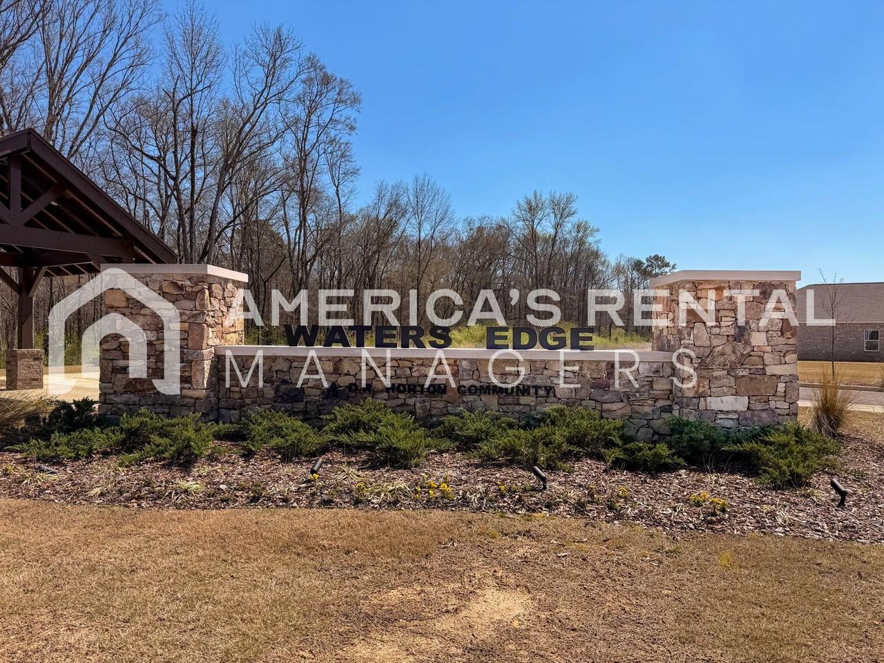 1312 Eidson St - Photo 4 of 48