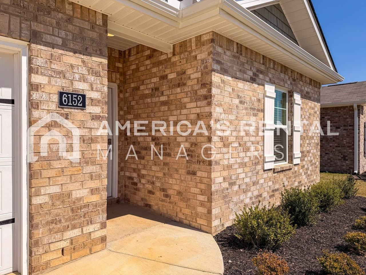 6152 Feather Way Se - Photo 6 of 41