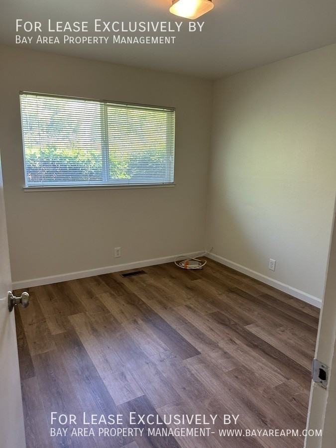 1218 Junipero Ave - Photo 7 of 10