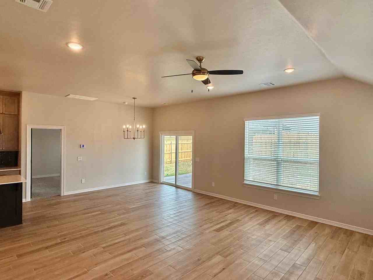 04200 04200 - Y #Y - Photo 4 of 16