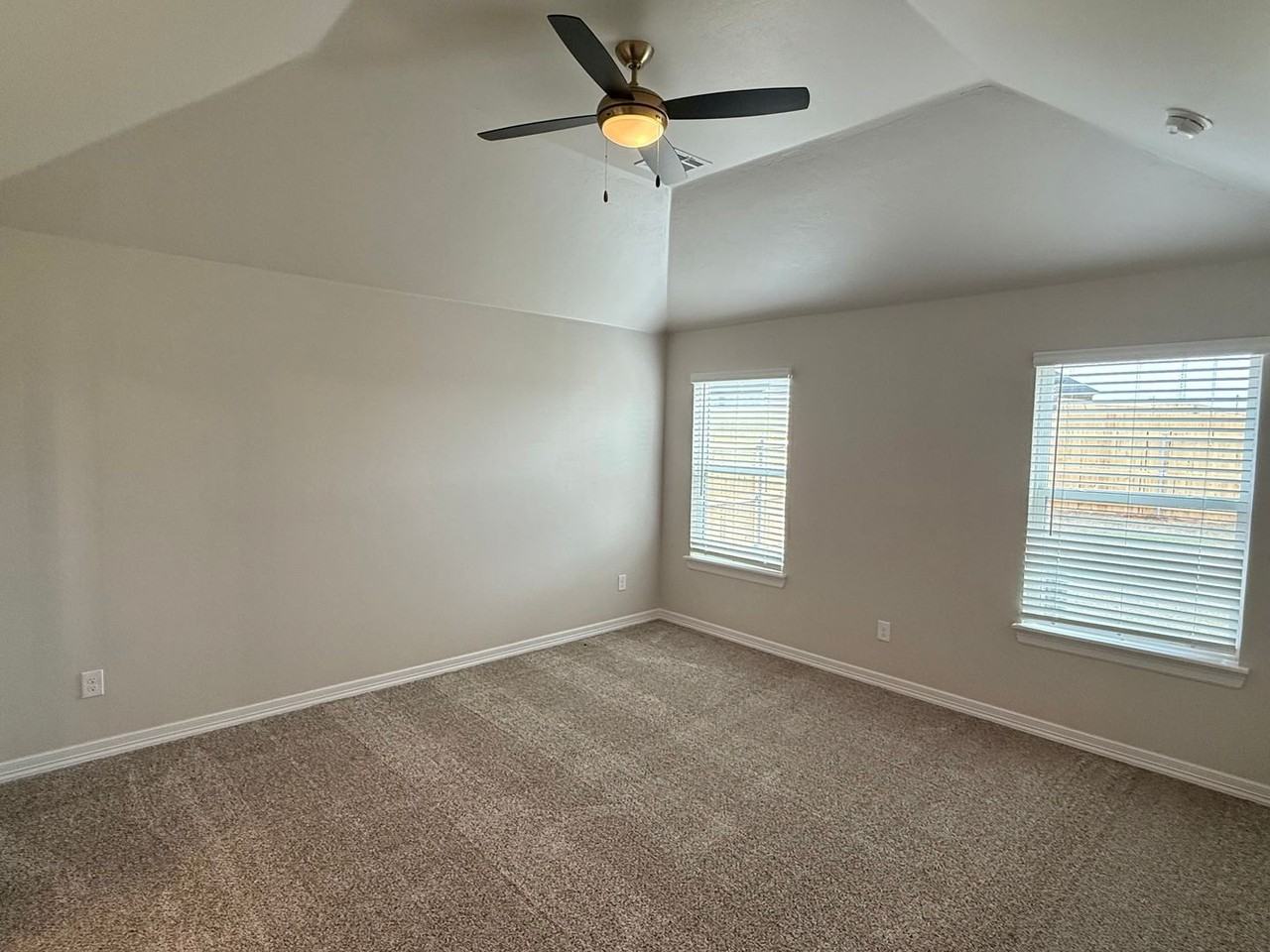 04200 04200 - Y #Y - Photo 6 of 16