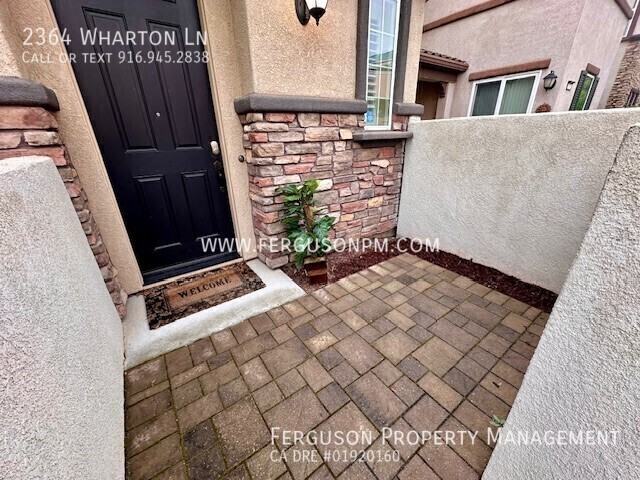 2364 Wharton Ln - Photo 2 of 22