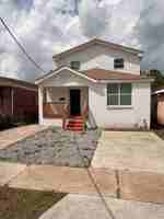 featured image of 4210 Alfred St