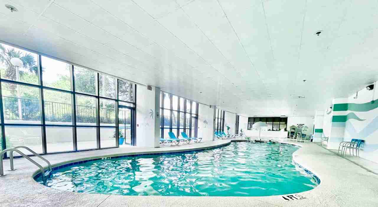 201 77th Ave N - Photo 4 of 4