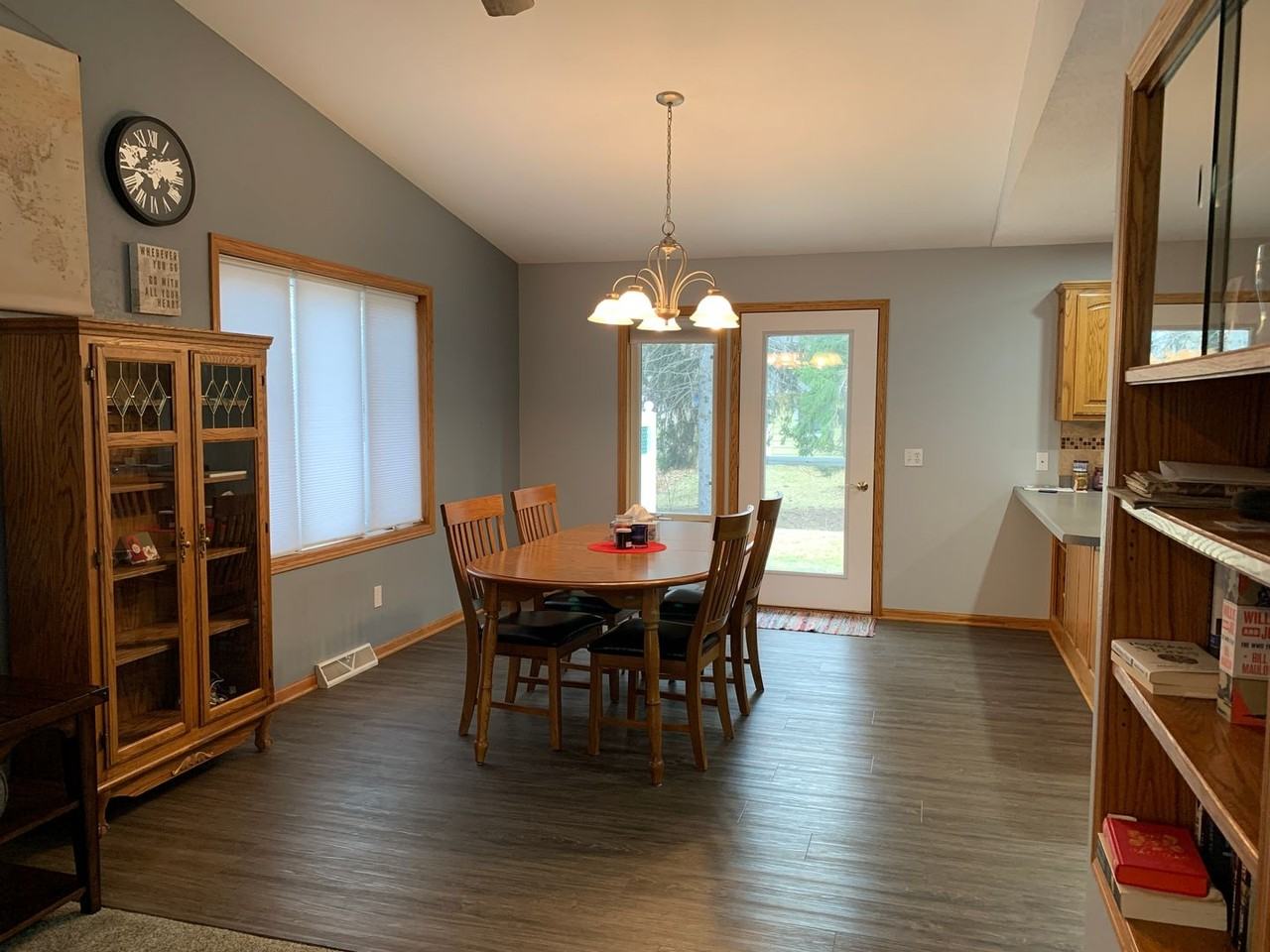 1120 Lewis Ave Sw - Photo 4 of 45