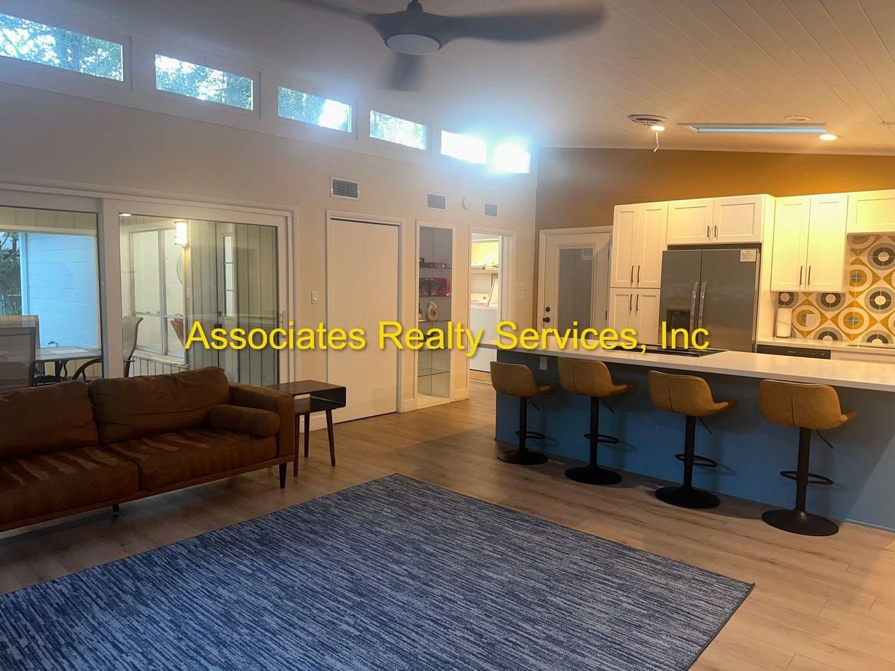 1211 Nw 25th Ter - Photo 6 of 27