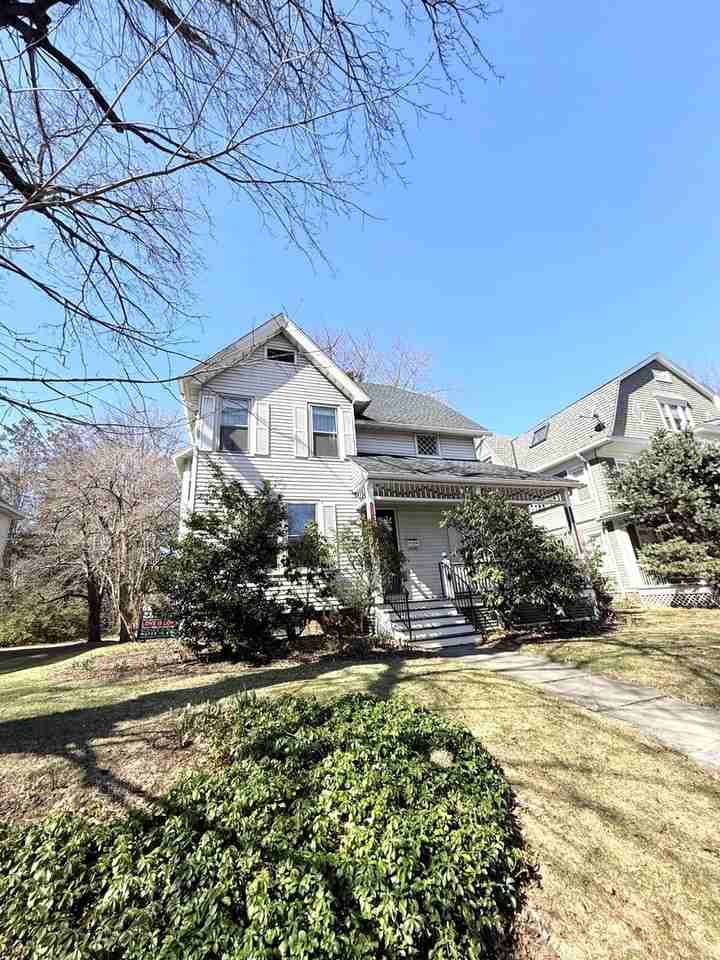 37 Oxford St - Photo 2 of 29