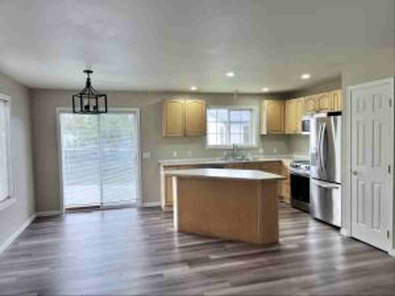 3239 Cherrywood Ave - Photo 3 of 13