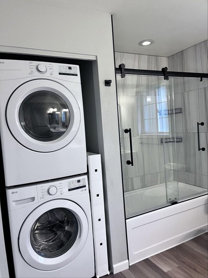 3239 Cherrywood Ave - Photo 6 of 13