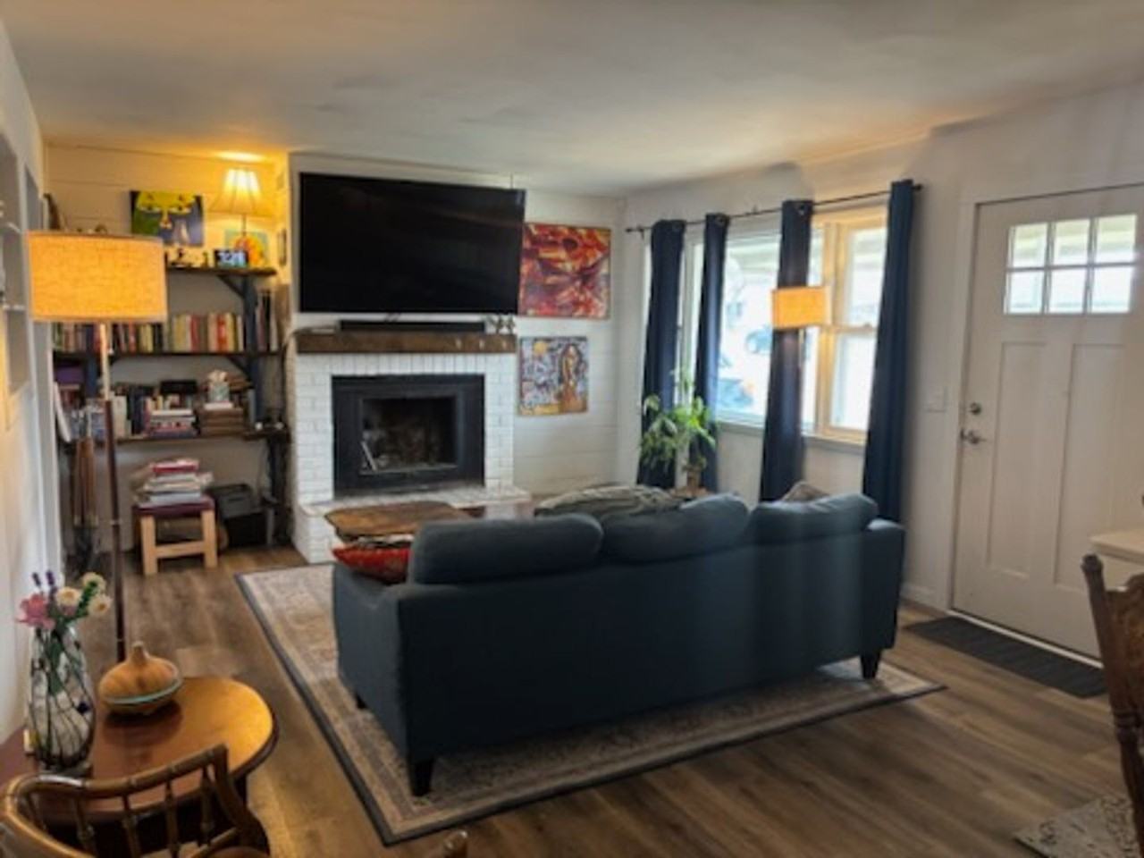 2105 Ivy Ave - Photo 3 of 11