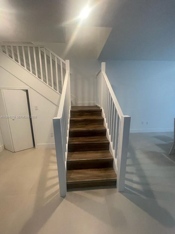 13637 Sw 157th Pl - Photo 2 of 13