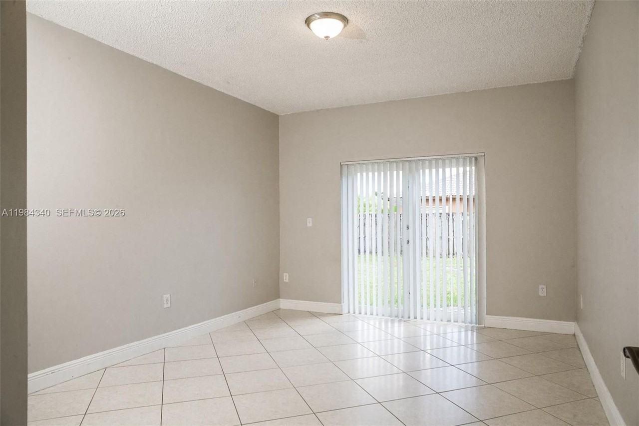 13233 Sw 203rd St - Photo 4 of 13