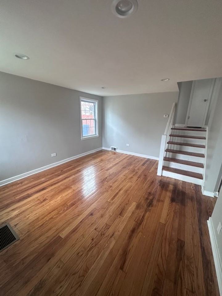 5120 W 64th St - Photo 3 of 15