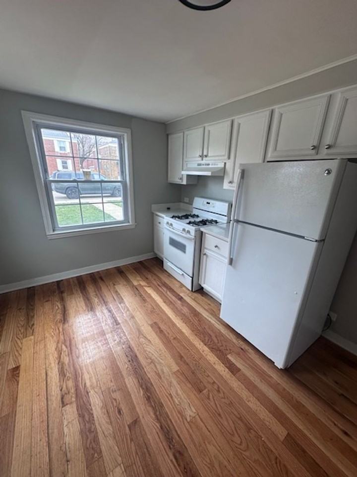 5120 W 64th St - Photo 4 of 15