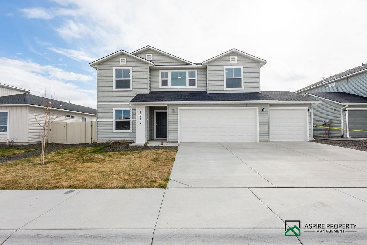 16366 Backfill Ave - Photo 5 of 50