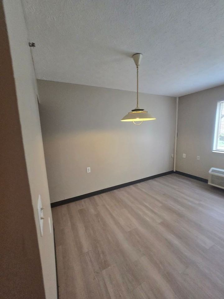 Emma O Johnson Senior Apartments - Photo 3 of 8